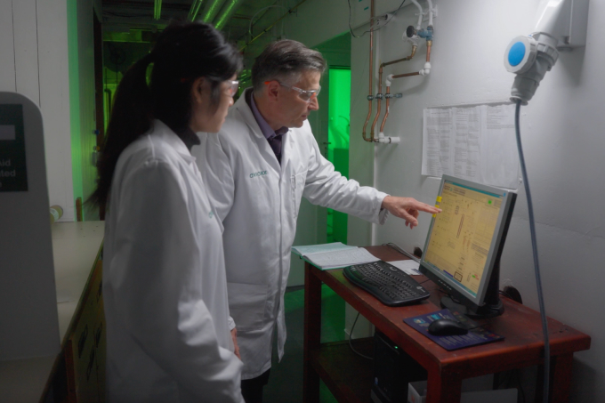 Avioxx team members in the Advanced Fuel Facility at the Heath Technical Park